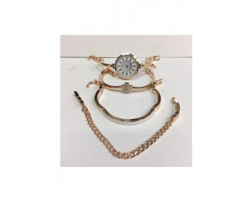 Женские часы Anne Klein с тремя браслетами